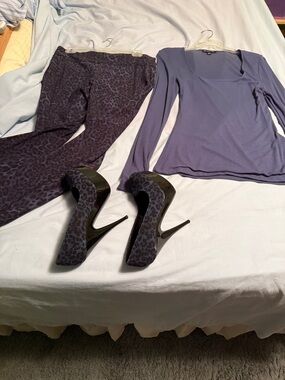 INC International Concepts Purple Scoop Neck Top with Dark Purple Leopard Pants